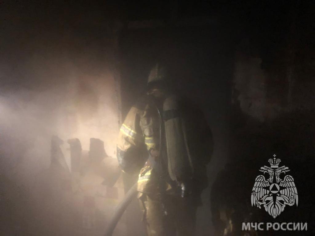 Пожар в частном жилом доме в Баевском районе